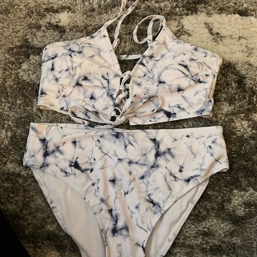 SHEIN Bathing Suit